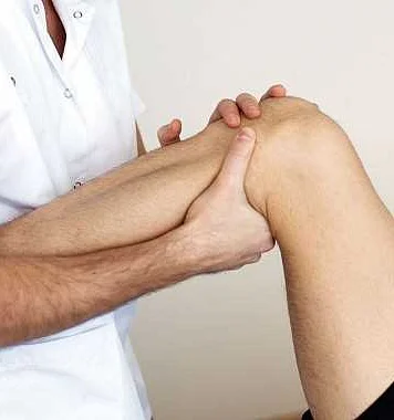 Описание растяжения связок коленного сустава