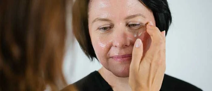 Методы лечения красных линий на лице