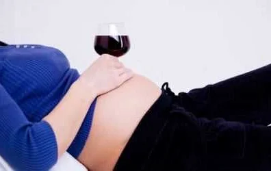 Влияние красного вина на родовую деятельность